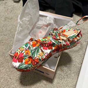 Platform strappy sandals